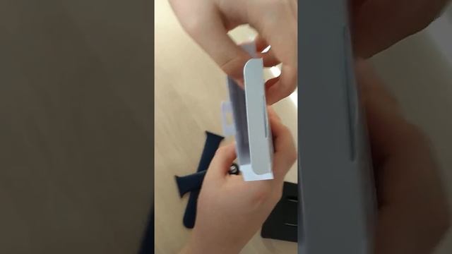 UNIQ Garde Hybrid TPU+PC cover Apple Watch Series 4/5/6/SE (44mm) clear. Come take a look. смотреть онлайн