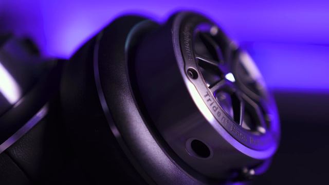Are Headphones Better than Headsets for Gaming? смотреть онлайн