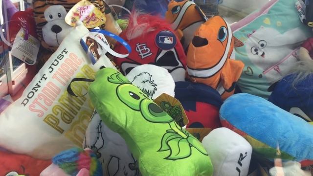 Winning All The Plants VS Zombies Plush From the Claw Machine! Insane Wins! смотреть онлайн