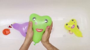 Воздушные Шарики с водой Учим цвета с шариками Развивающая Песня про шарики Семья шариков