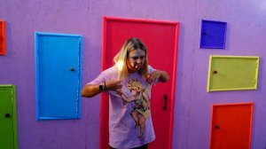 100 ТАЙНЫХ ДВЕРЕЙ и Только Одна тебя Спасёт!