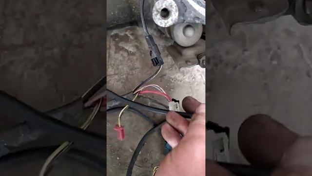 Проверка искры на коммутаторе Suzuki Lets 2 new Япония смотреть онлайн