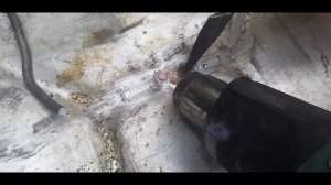 Пайка алюминевой канистры с помощью флюса и щетки