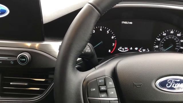 Used White Ford Focus EcoBoost Titanium for Sale at Motor Match Bolton смотреть онлайн