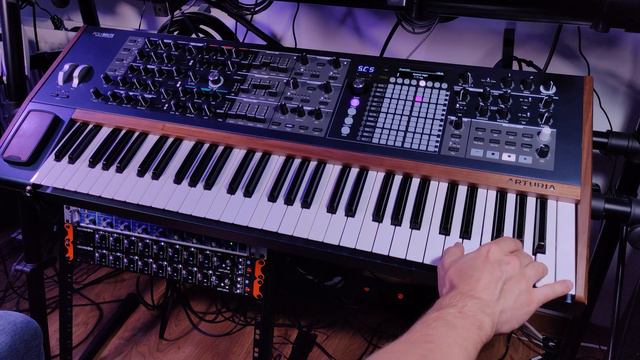 Making a full track using only the Arturia PolyBrute смотреть онлайн