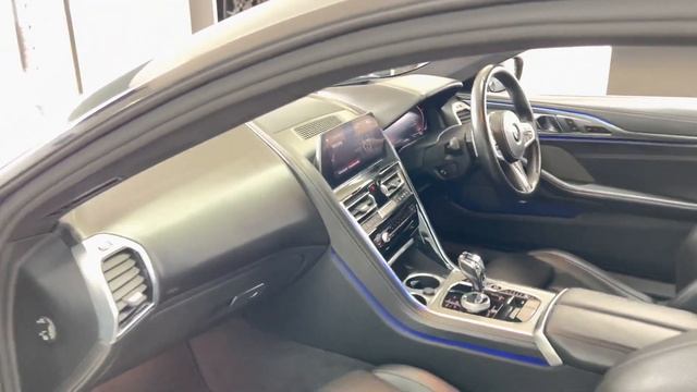 (YB68XEK) 840D M SPORT XDRIVE COUPE (Incredible Spec 8 Series!!) смотреть онлайн