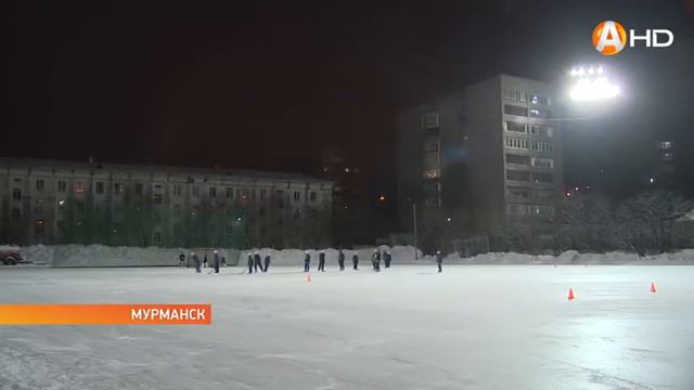 Торговый порт подарил юниорам из хоккейной команды «Строитель» новую форму