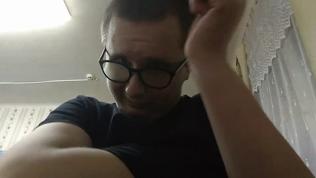 Затяжной пук под мышкой смотреть онлайн