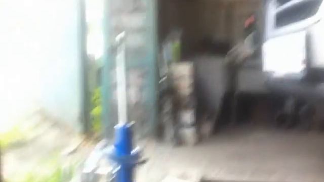 Замена передних амортизаторов на Hyundai ix35 смотреть онлайн