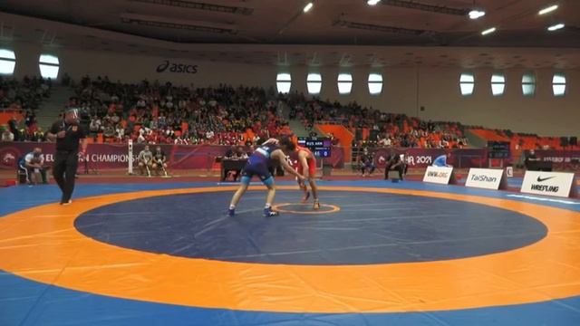 Саид Гергоков вышел в финал первенства Европы U-15, в в/к до 52 кг смотреть онлайн