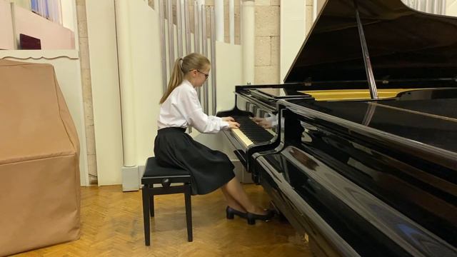 Л.Бетховен Соната соч.2№1 исп. Елена Яковлева смотреть онлайн