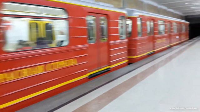 Поезд "Красная стрела" на ст. "Красносельская" смотреть онлайн