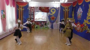 Вальс Победы в МАДОУ "Детский сад № 5 "Колокольчик" г.Кувандык