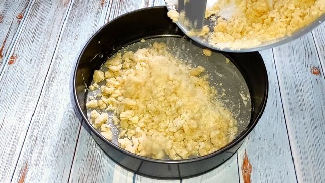Нереально вкусный ПИРОГ! Все кто его пробуют остаются в восторге! НЕЖНЫЙ ПИРОГ к Чаю за 5 МИНУТ смотреть онлайн