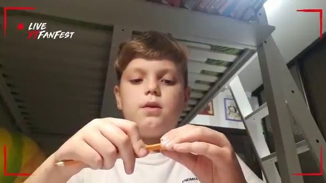 Насадка для карандаша в виде смайлика смотреть онлайн