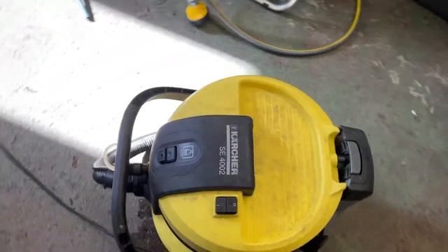 Köp Torr/våtdammsugare Kärcher SE4002 på Klaravik смотреть онлайн