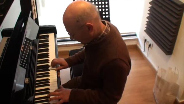 António José Alves, Piano, Prof Svetlana, Six Ate Beets, B Boyd, Março 2016 смотреть онлайн