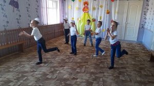 танец"Зажигай" подготовительная группа Оренбургская область МБДОУ "Детский сад N1"Солнышко