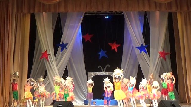 Танец "Солнышко". День матери 2016 смотреть онлайн