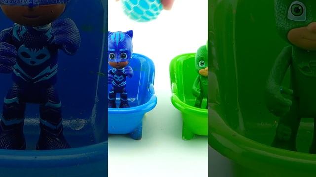 #Shorts - Залипательные видео для самых маленьких! Увлекательные цвета и звуки! Играем вместе!  ASMR