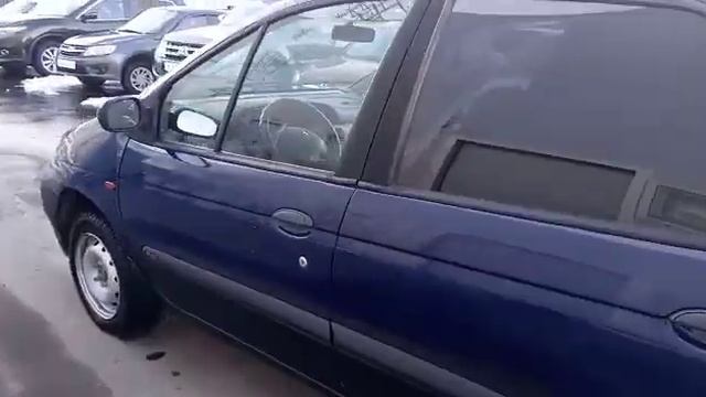Обзор автомобиля Renault Scenic 1.6 МТ г. Йошкар-ола смотреть онлайн