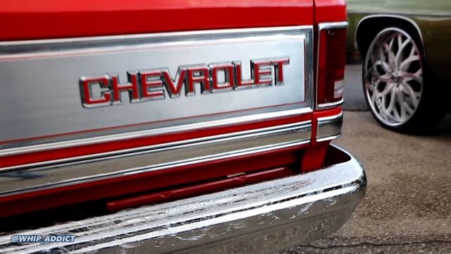 WhipAddict: Red 86' Chevy Silverado C10 Short Bed Squattin' 28x12s! Engraved Bumpers & Wheels! смотреть онлайн