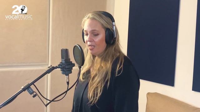 VocalMusic / Woman in love - Barbra Streisand (Interpreta: Raquel Pereyra) смотреть онлайн