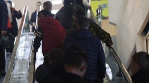 Трогательный пранк. Трогаю незнакомых людей ?