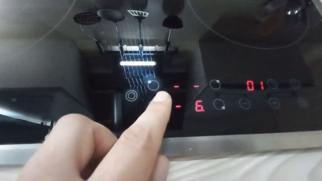 тест таймер Электрическая варочная поверхность DEXP 9M4CTYL/B смотреть онлайн