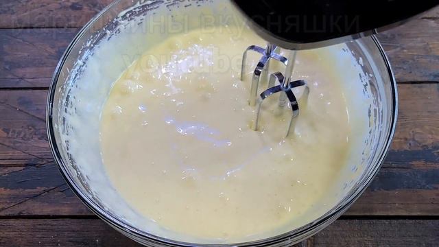 Воздушный Мягенький в Меру Влажный Простой в Приготовлении Кекс с Шоколадными Капельками смотреть онлайн