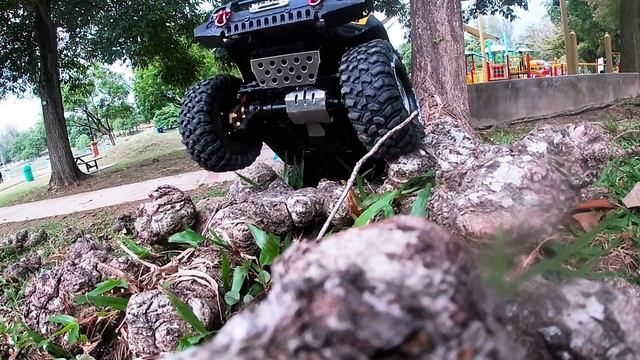 Traxxas Trx4 Bronco79 chasis with Ford Raptor Bodyshell смотреть онлайн