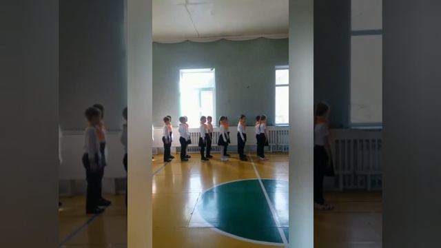 Песня к 23 февраля 🎉🎉🎉"Защитники отечества" смотреть онлайн