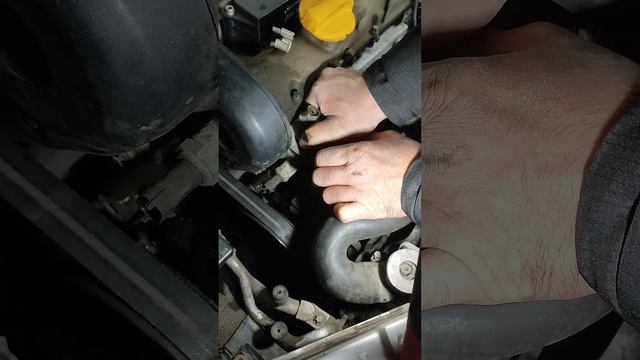 Opel Vectra B Termostat değişimi смотреть онлайн