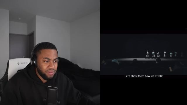Stray Kids "樂 STAR" Prologue Reaction! смотреть онлайн