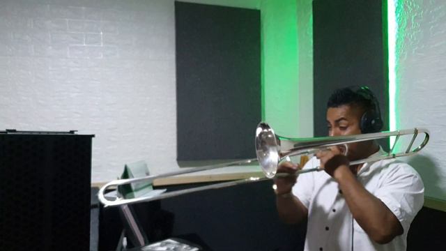 BLUE BOSSA TROMBONE смотреть онлайн