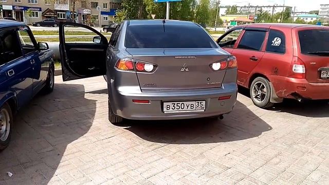 Двойной задний ход и ПТФ на lancer X смотреть онлайн