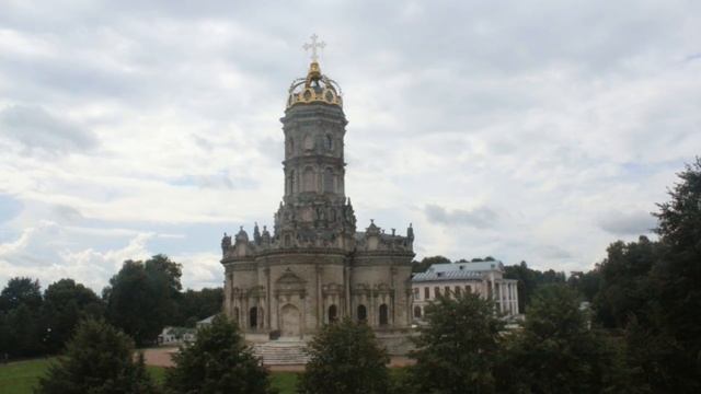 Усадьба Дубровицы. Знаменская церковь. смотреть онлайн