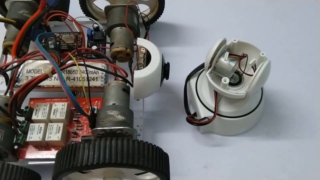 ESP8266 based IoT car overview [Part 1] смотреть онлайн