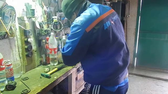 Делаем завитушки для мангала смотреть онлайн