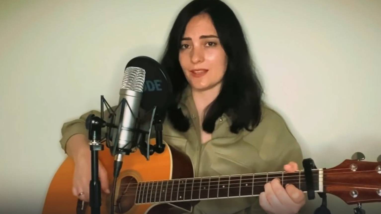 Привет с тех мест, где нет невест смотреть онлайн