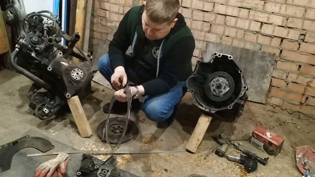 Мотоцикл с двигателем от ВАЗ 2114 часть 1 смотреть онлайн