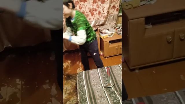 Краш-тест телефона HONOR смотреть онлайн