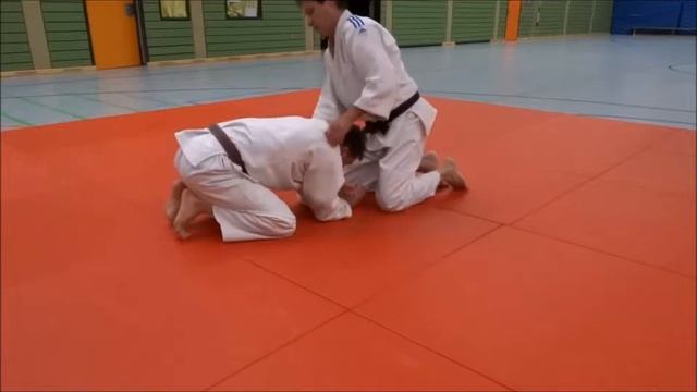 Удушающий, треугольник на шею смотреть онлайн