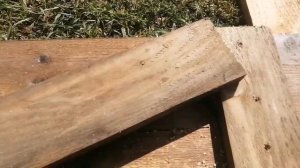 Простая дверь из досок своими руками