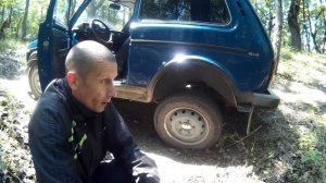 Учебный Офф-роуд Niva Lada 4x4. Проезд через овраг на НИВЕ. НИВА Новичкам