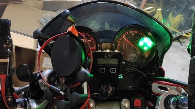 Bajaj Boxer. Индикатор давления масла. Старые грабли, идём дальше. смотреть онлайн