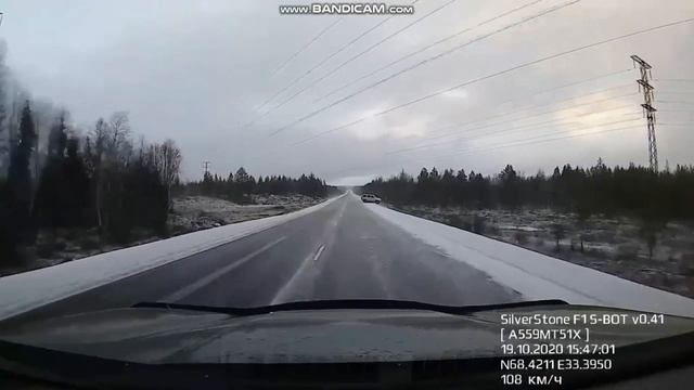 Хибины.com: УАЗ улетел в кювет в Мурманской области смотреть онлайн