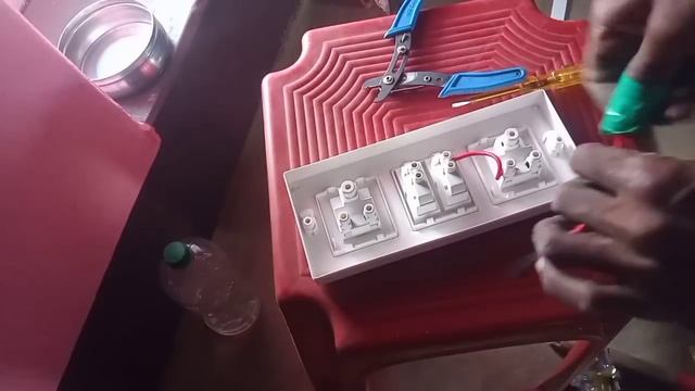 1 Room Ka Electrical wiring kaise Karen||Casing capping wiring kaise Karen/ek room me wiring смотреть онлайн