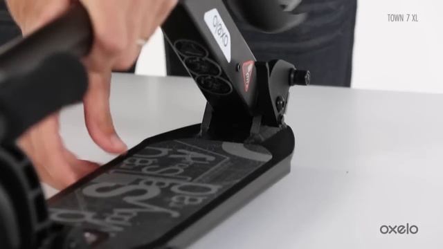Comment Plier & Déplier Les Trottinettes Town 3, 5 Et 7 XL | OXELO WORKSHOP