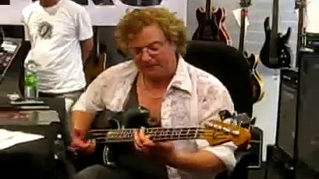 Stu Hamm at CK Music 2 смотреть онлайн